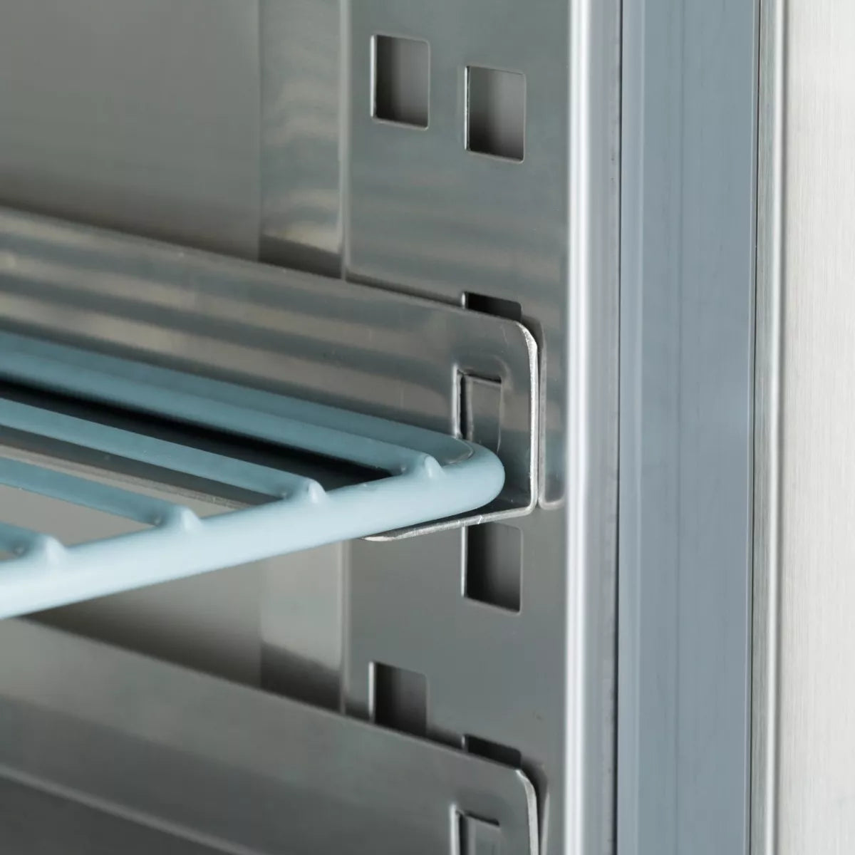 MAXIMA Gastro Bäckerei Kühlschrank - 800 l - 10 einstellbare Regale - Passend 60 x 40 cm - Doppelvolumen - auf Rädern