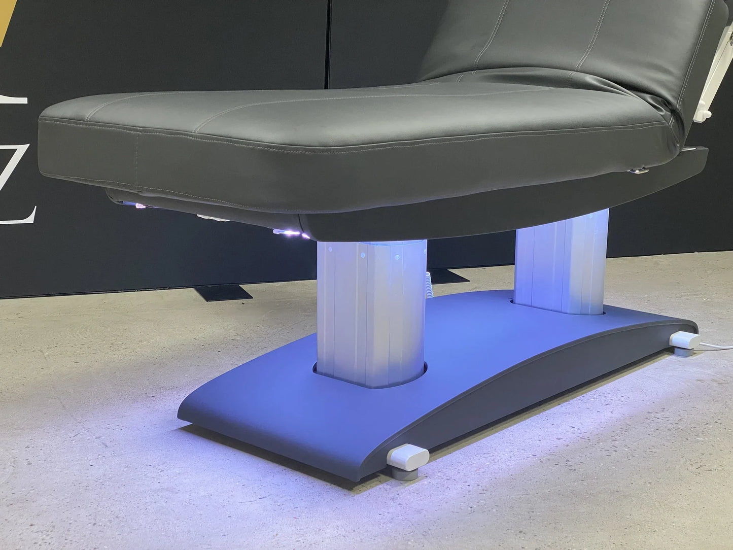 Luxizz Royal Spa Wellness Grey Medical vollständige Optionen und Design