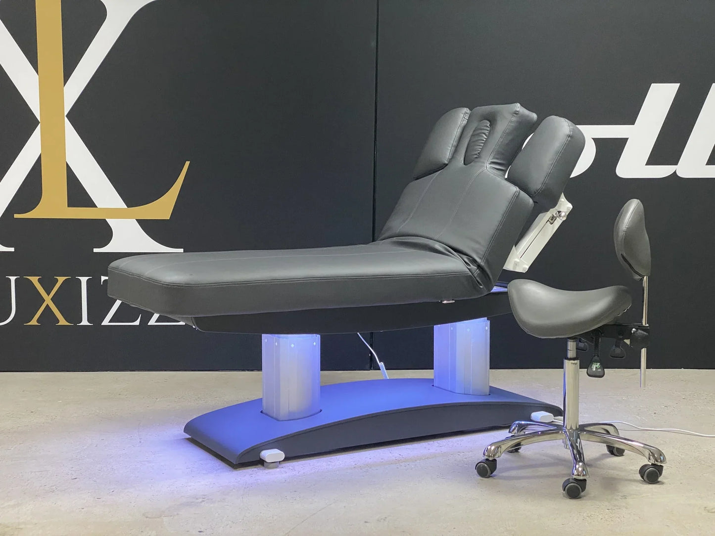 Luxizz Royal Spa Wellness Grey Medical vollständige Optionen und Design