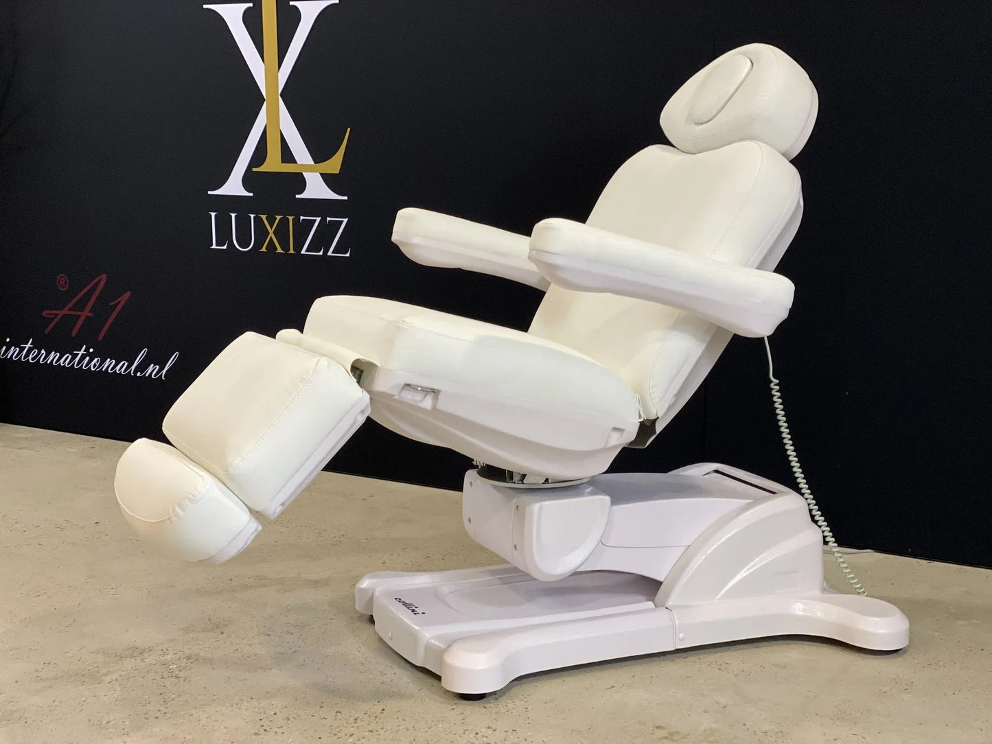 Collini Elektrischer Kosmetikliege Comfort-Line Turn Sense mit Memory und Heizung